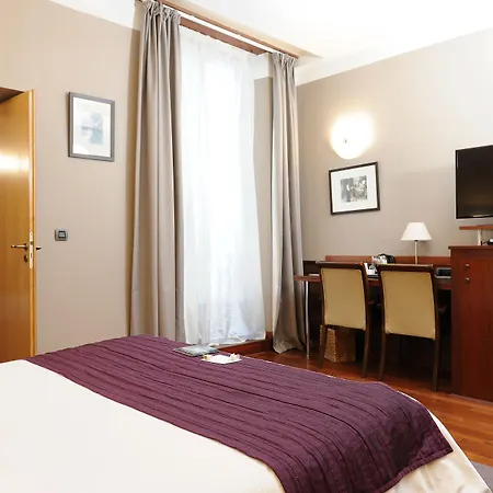 George Sand Hotel 3*